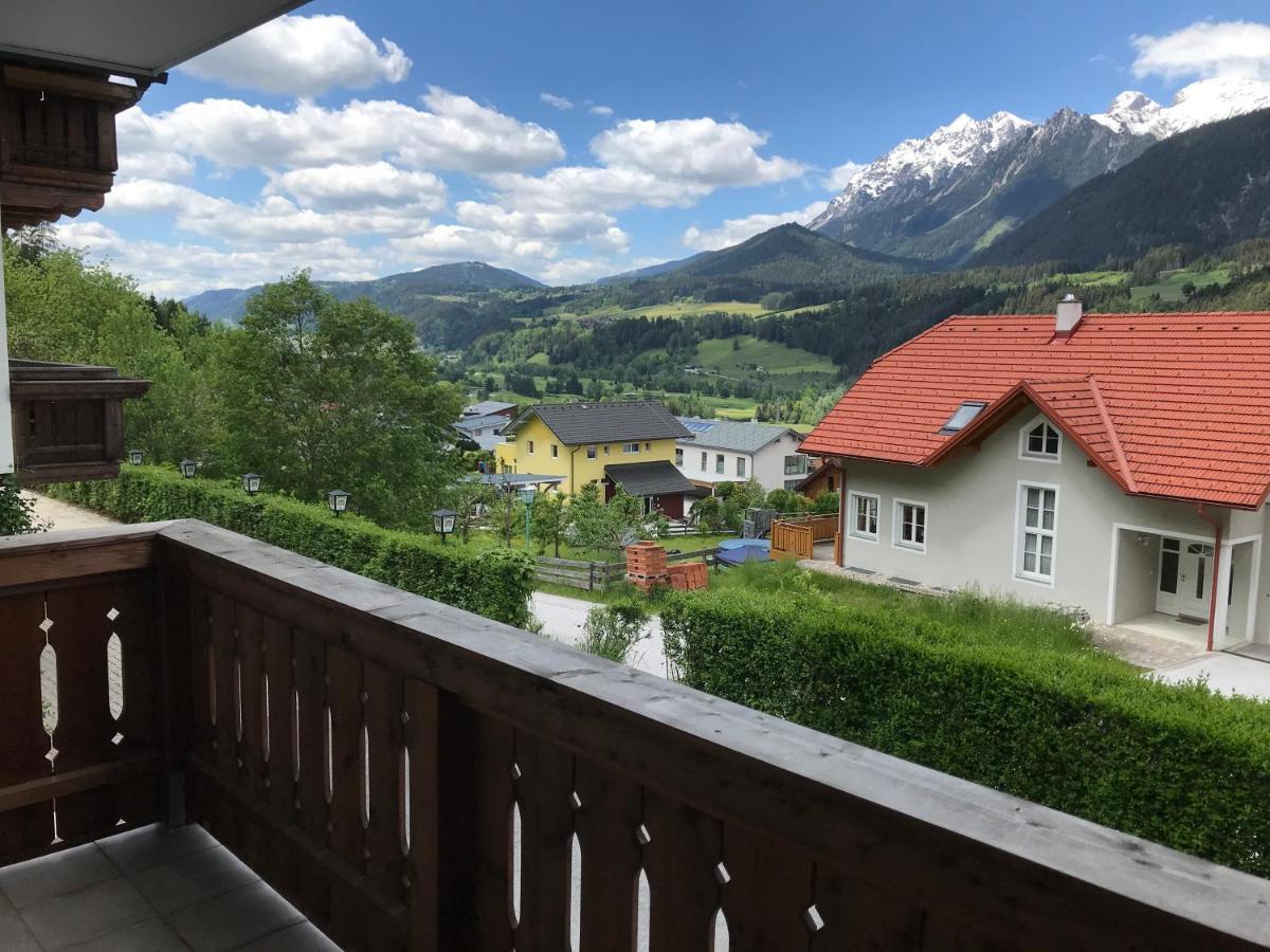 Platzhirsch Apartment Haus im Ennstal Exterior photo