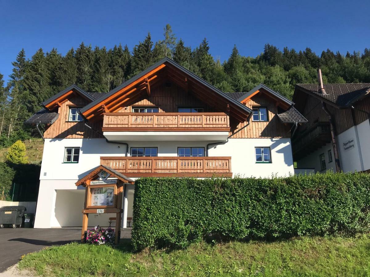 Platzhirsch Apartment Haus im Ennstal Exterior photo